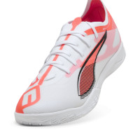 PUMA Ultra 5 Match Chaussures de Foot en Salle (IN) Blanc Noir Rouge