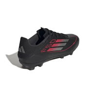 Chaussures de football adidas F50 League sur gazon et gazon artificiel (MG) noir rouge argent