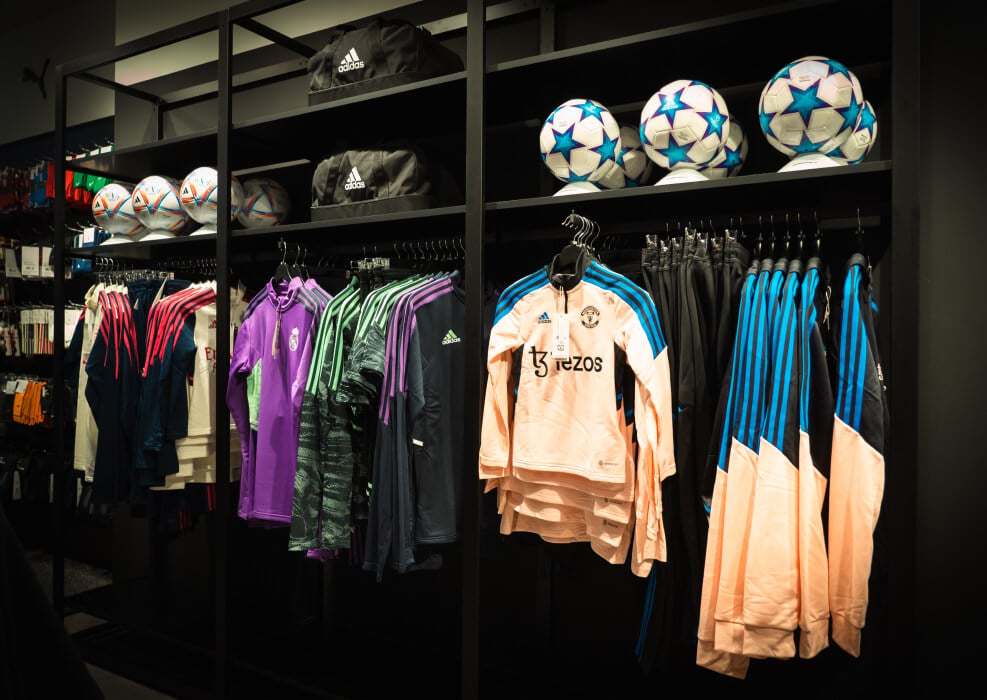 Voetbalshop.nl Amersfoort Winkel Binnen Kleding